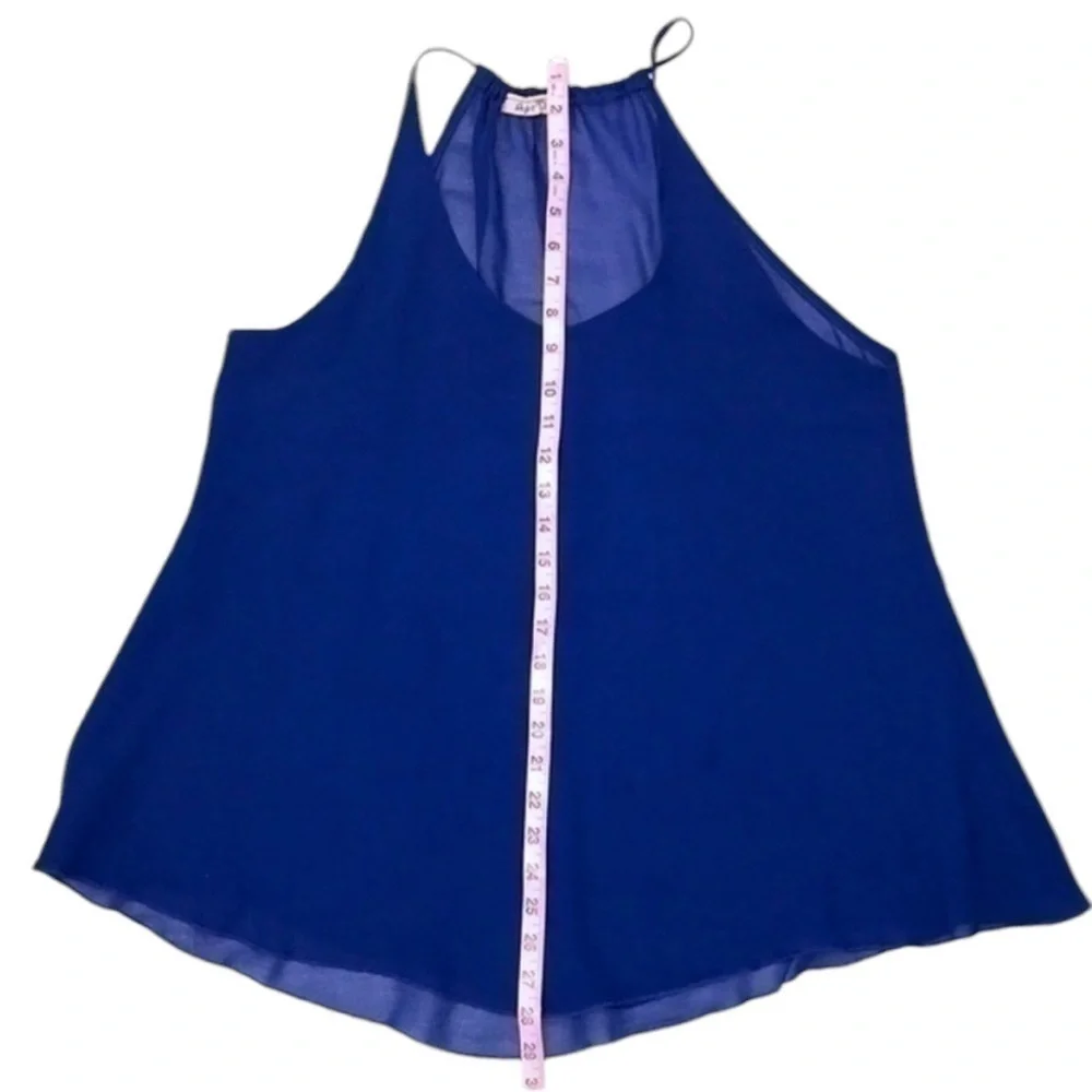 Blue Tank - Picture 4 of 5